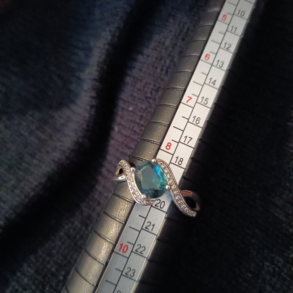 Elegant Blue and Silver Women's Ring
